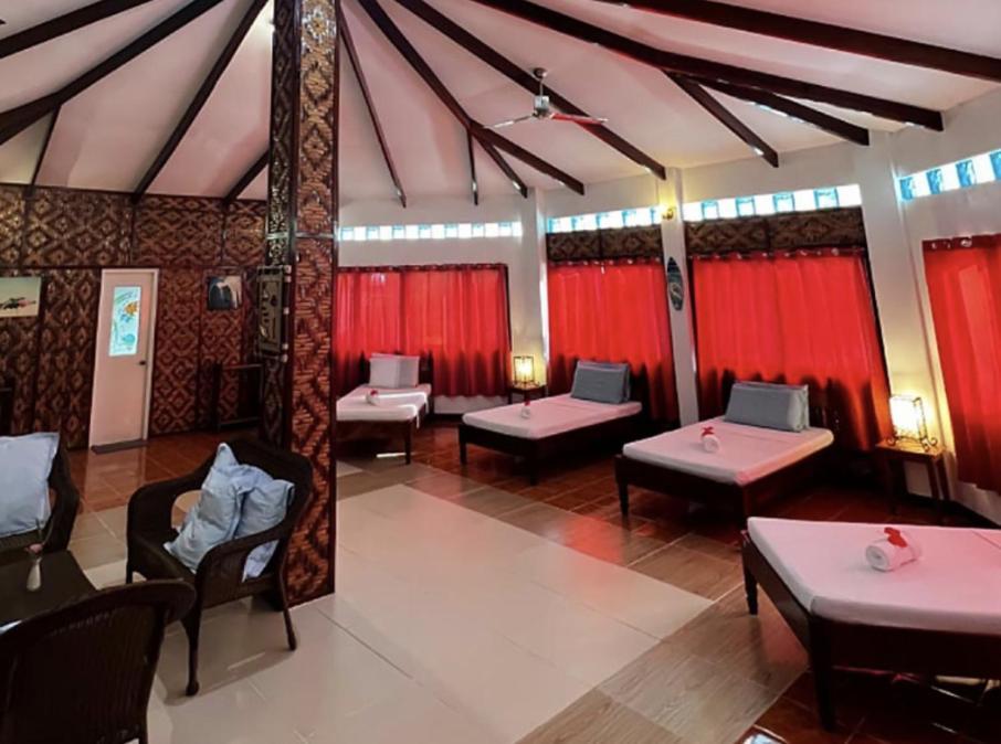 Ocean 101 Beach Resort General Luna  Room photo